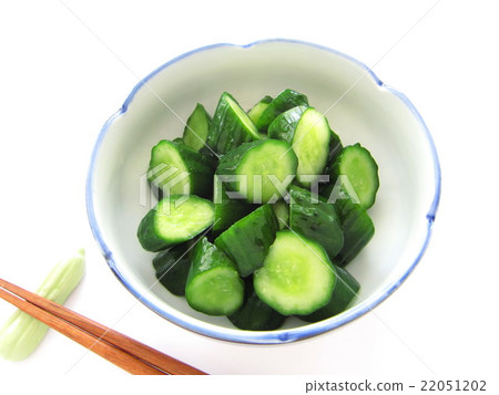 Delicious hot pickled pickled cucumber 22051202