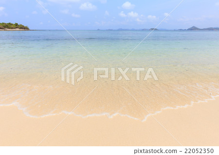 Sea beach with clear water at koh kham island 22052350