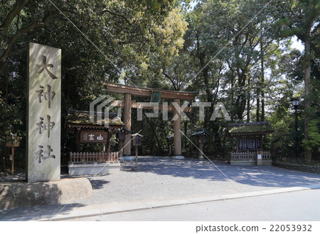 Oogami神社'Two Torii' 22053932