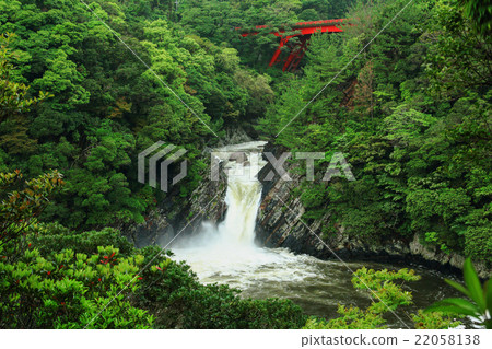 Rare waterfall of Yakushima Trouki waterfall 22058138