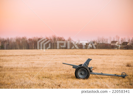 German Anti-tank Gun Pak 36 In Field 22058341