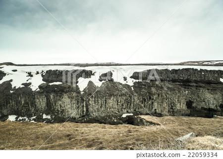 Ice age scenery with snow on mountains 22059334