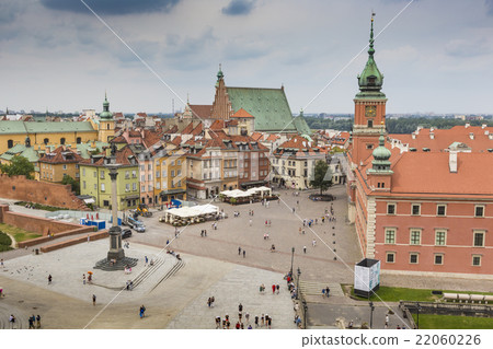 Old town in Warsaw, Poland. The Royal Castle  22060226