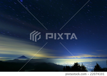 從菩薩看見的富士山和甲府夜視圖 - 滿天星斗的天空 22074101