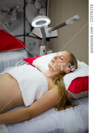 Lying beauty esthetics 22076158
