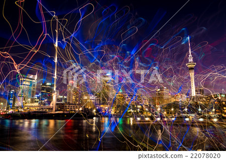Auckland Skyline reflecting on Westhaven 22078020