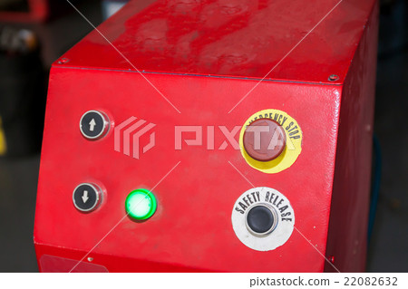 Emergency stop and safety release button 22082632