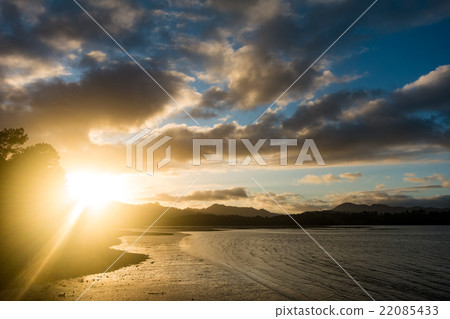 sunrise in sea bay New Zealand sunrise in sea bay New Zealand 22085433