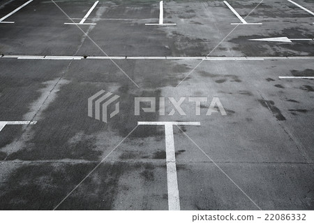 Carpark lines and signs Carpark lines and signs 22086332