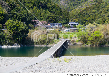 Kochi Prefecture Shimanto-shi Katsumesu Settlement Bridge Kochi Prefecture Shimanto-shi Katsumesu Settlement Bridge 22091254