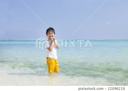 Tropical Sea and Boys 22096218