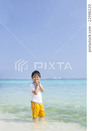 Tropical Sea and Boys 22096220