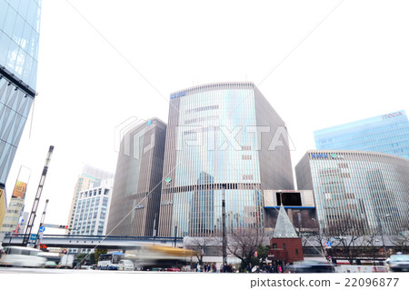 從井上橋交叉口的有樂町街道的圖像 從井上橋交叉口的有樂町街道的圖像 22096877