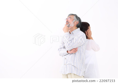 Senior couple troubled Senior couple troubled 22097153