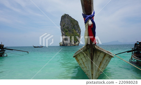 traditional longtail boat 22098028