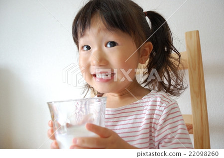 Milk tasty! ! 22098260