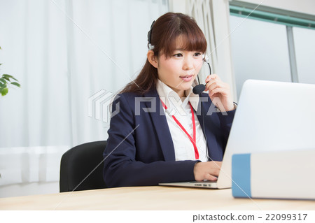 操作台工作 操作台工作 22099317