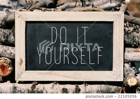 chalkboard with the text do it yourself chalkboard with the text do it yourself 22105056