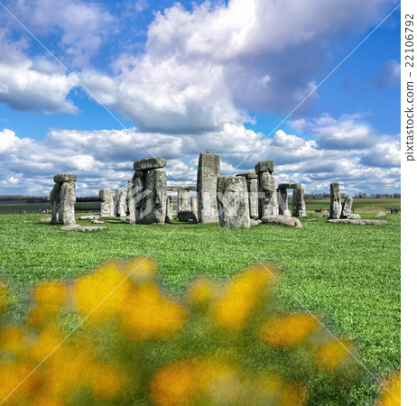 Stonehenge with dramatic sky in England Stonehenge with dramatic sky in England 22106792