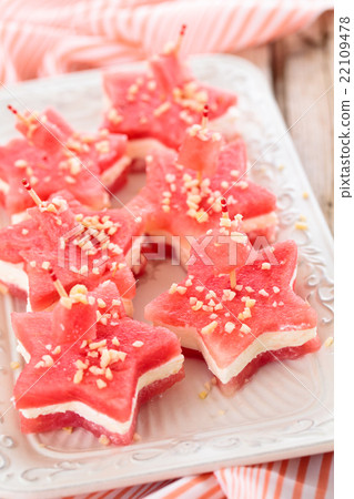 Star shaped appetizers. 22109478