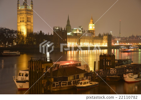 Night view of London - 77 Night view of London - 77 22110782