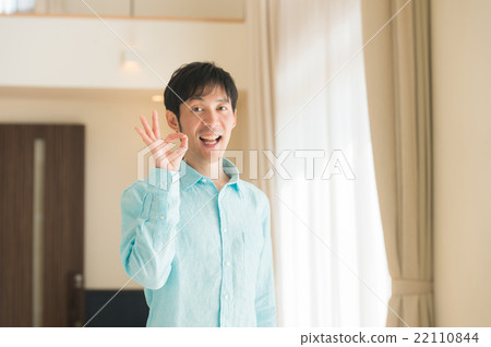 站立(男性30歲) 站立(男性30歲) 22110844