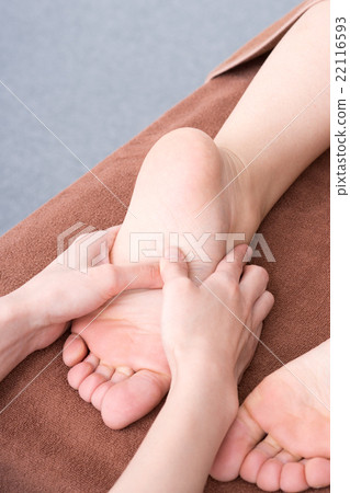 Massage (feet) 22116593