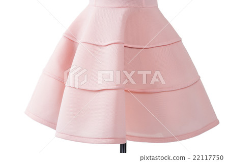 Salmon dress with folds. 22117750