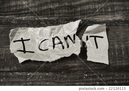 text I can in a piece of paper, black and white 22120115