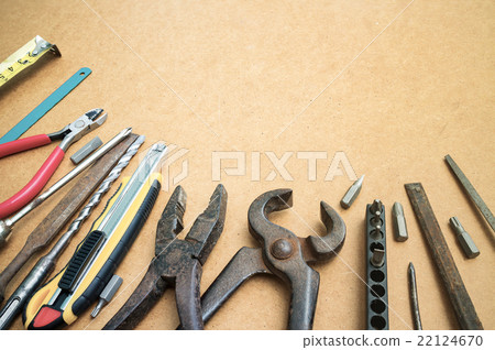 The old tools 22124670