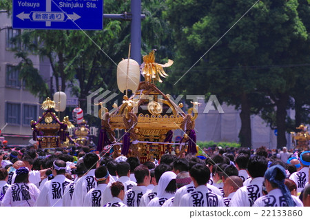 Hanazono shrine town shrine mikoshi cruise 22133860