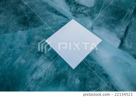 Mirror on pure ice 22134521