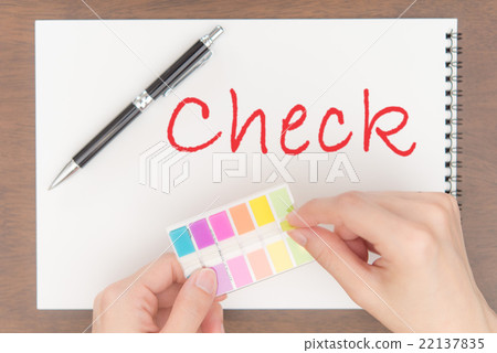 Attach a tag Attach a tag 22137835