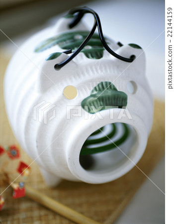 蚊子仔豬 22144159