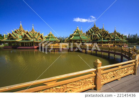 Golden Village Golden Village 22145436