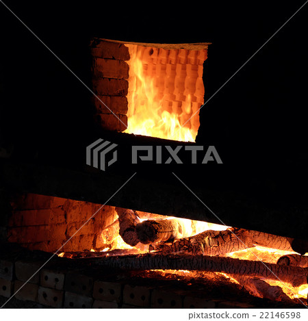 Brickwork, firewood, burning, exhaust fumes 22146598