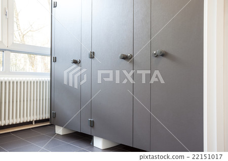 doors from toilets doors from toilets 22151017