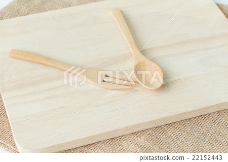 Wooden utensils (spoon, fork, wood plate) 22152443
