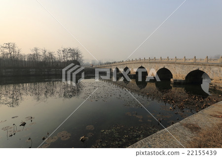 World Heritage Qing Xilin Yongzheng Emperor Taizhou Yangtze River five-hole stone bridge bridge 22155439