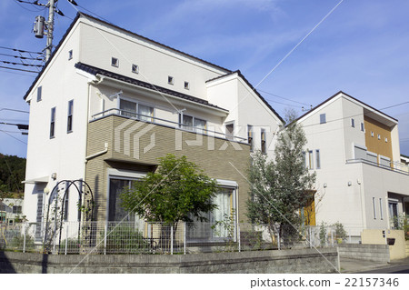 住宅新建住房圖像藍天瓦屋頂南側寬跨度陽台類型 住宅新建住房圖像藍天瓦屋頂南側寬跨度陽台類型 22157346