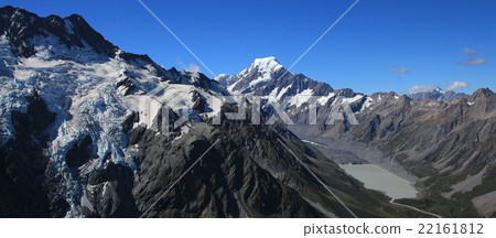 Glacier, Mount Cook and Hooker Lake 22161812