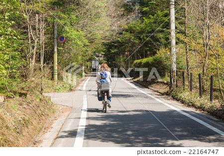 父母在輕井澤騎自行車 父母在輕井澤騎自行車 22164747