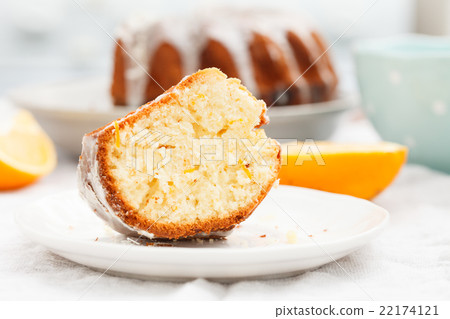 iced cake iced cake 22174121