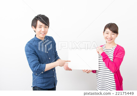 Men and women with drawing paper Men and women with drawing paper 22175449