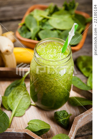 Fresh green smoothie 22180184