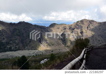 path to the vesivius volcano in south Italy path to the vesivius volcano in south Italy 22180297