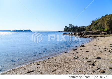 The coast of Sakujima Ishigaki 22181742