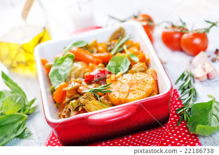 mix vegetables mix vegetables 22186738