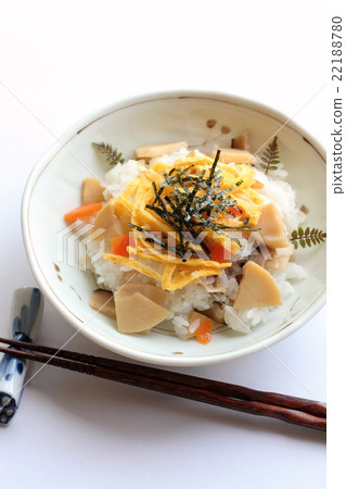 Bamboo shoot sushi 22188780