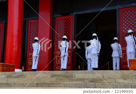 Taiwan's loyal shrine guard replacement ceremony 22190050
